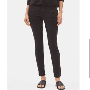 Eileen Fisher Black Organic Cotton Low Rise Jean  2x29